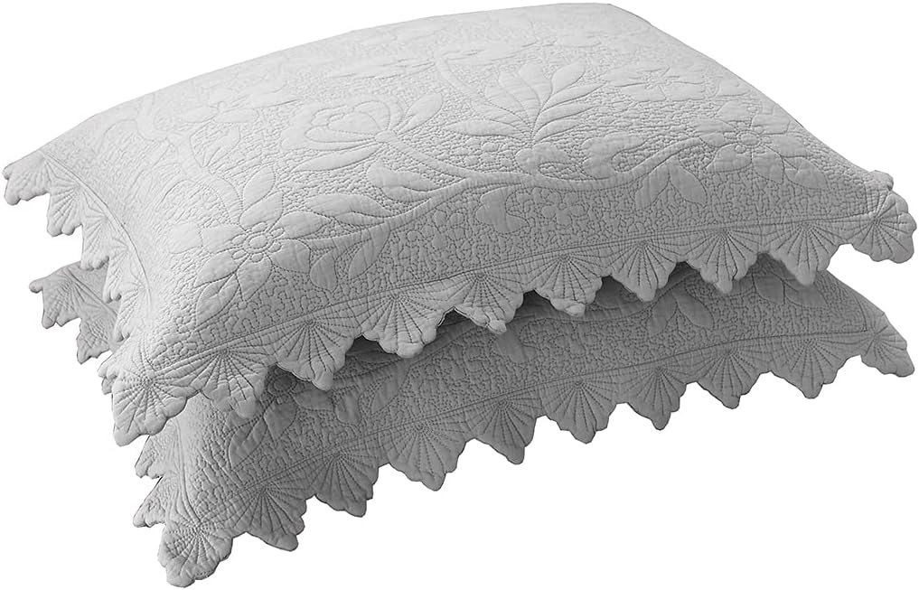 Green Paisley Quilted Pillowcase - Image 2