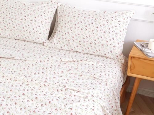 Small Ditsy Floral Print 4-Piece Silk Bedding Set