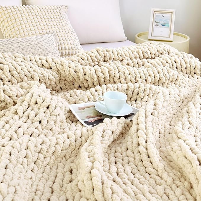 Combine knit chenille blanket 51x63 inches, comfortable sofa blanket - Image 2